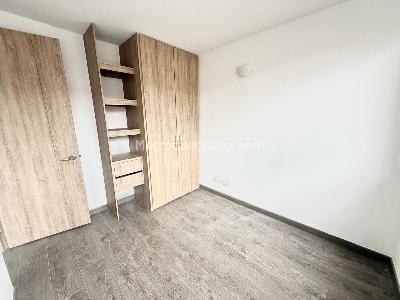 Apartamento de 2 alcobas en venta en Milla De Oro Al Lado Del C C Fontanar, Cajicá, 50 m² · foto 8 de 9