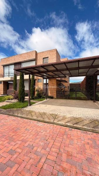 Casa – Cajicá - Vista 2