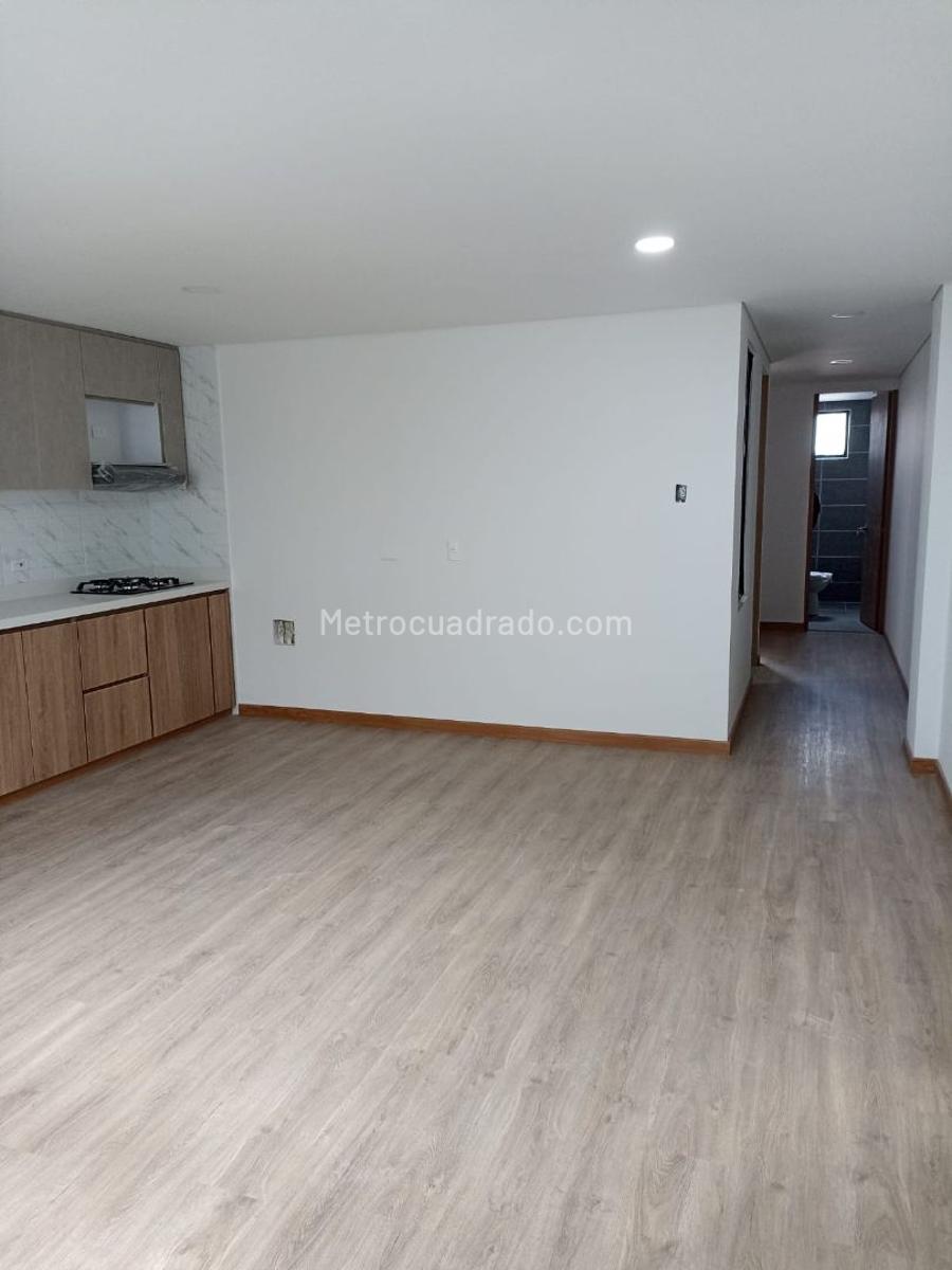 Apartamento de 2 habitaciones en venta en La Granja, Bogotá — imagen 1 de 7