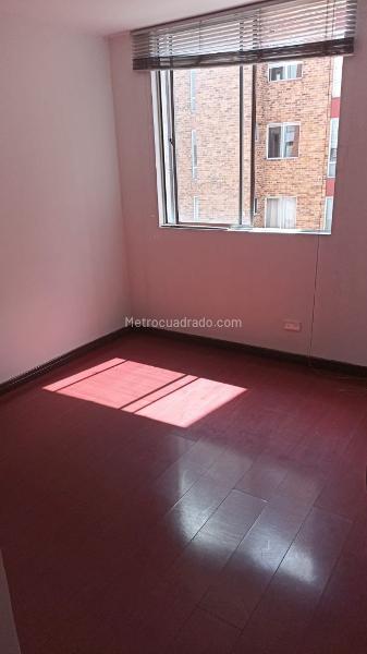 Piso – Bogotá D.C. - Más