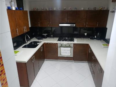 Apartamento en venta en Laureles, Medellín · foto 4 de 19