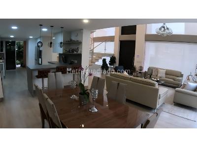 Casa de 4 alcobas en venta en Cañaveralejo, Sabaneta, 696 m² · foto 4 de 15