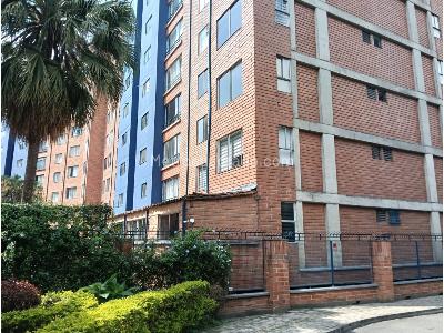Apartamento en venta en El Poblado, Medellín · foto 2 de 20