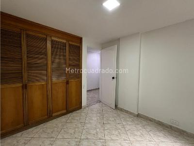 Apartamento en venta en El Poblado, Medellín · foto 11 de 20