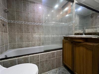 Apartamento en venta en El Poblado, Medellín · foto 18 de 20