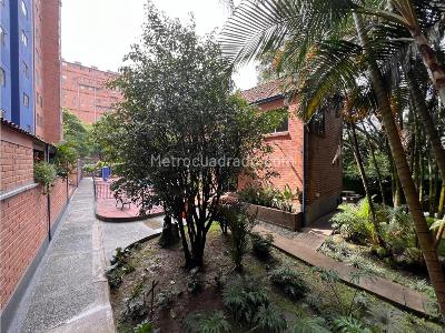 Apartamento en venta en El Poblado, Medellín · foto 20 de 20