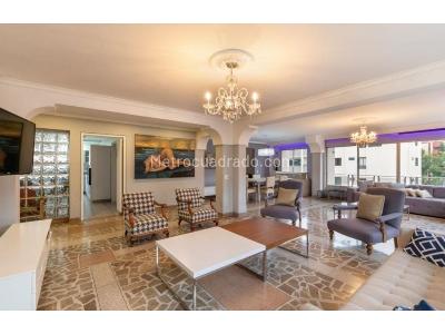 Apartamento de 4 alcobas en venta en Laureles, Medellín, 311 m² · foto 2 de 19