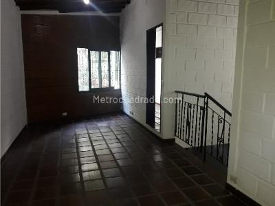 Casa de 3 alcobas en venta en El Velodromo, Medellín, 149 m² · foto 4 de 20
