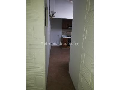 Casa de 3 alcobas en venta en El Velodromo, Medellín, 149 m² · foto 8 de 20