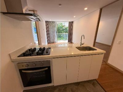 Apartamento en venta en El Poblado, Medellín · foto 3 de 16
