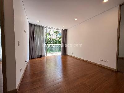 Apartamento en venta en El Poblado, Medellín · foto 6 de 16