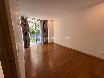 Apartamento en venta en El Poblado, Medellín · foto 8 de 16