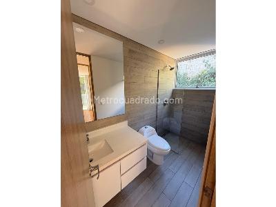 Apartamento en venta en El Poblado, Medellín · foto 12 de 16