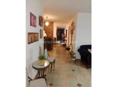 Apartamento en venta en La America, Medellín · foto 3 de 19