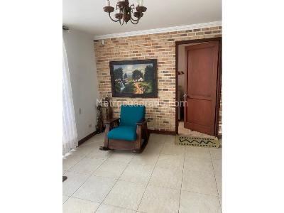 Casa de 3 alcobas en venta en El Carmelo, Sabaneta, 300 m² · foto 18 de 20