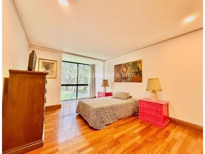 Casa de 4 alcobas en venta en San Lucas, Medellín, 370 m² · foto 15 de 16