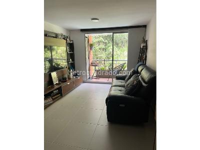 Apartamento de 3 alcobas en venta en Laureles, Medellín, 80 m² · foto 7 de 20