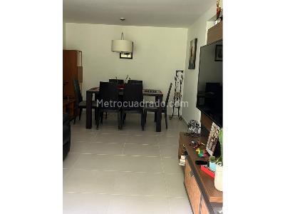Apartamento de 3 alcobas en venta en Laureles, Medellín, 80 m² · foto 8 de 20