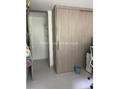 Apartamento de 3 alcobas en venta en Laureles, Medellín, 80 m² · foto 18 de 20
