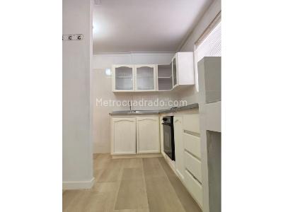 Apartamento de 3 alcobas en venta en Conquistadores, Medellín, 105 m² · foto 4 de 16