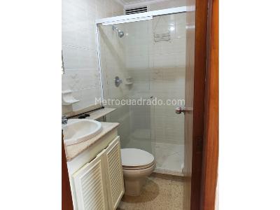 Apartamento de 3 alcobas en venta en Conquistadores, Medellín, 105 m² · foto 10 de 16