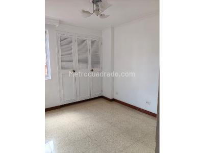 Apartamento de 3 alcobas en venta en Conquistadores, Medellín, 105 m² · foto 11 de 16