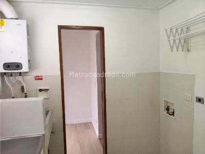 Apartamento de 3 alcobas en venta en Conquistadores, Medellín, 105 m² · foto 15 de 16