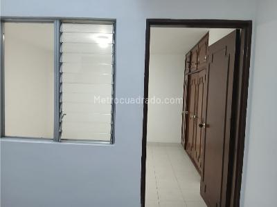 Casa de 5 alcobas en venta en La Almeria, Medellín, 264 m² · foto 11 de 12
