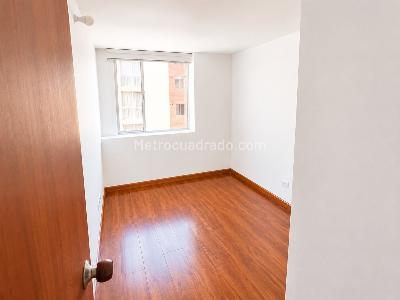 Apartamento de 2 alcobas en venta en Lagos De Cordoba, Bogotá, 80 m² · foto 10 de 20