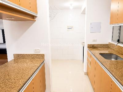 Apartamento de 2 alcobas en venta en Lagos De Cordoba, Bogotá, 80 m² · foto 6 de 20