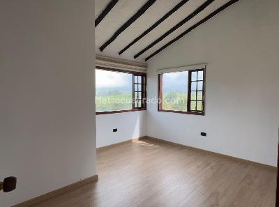Casa de 4 alcobas en arriendo en Vereda San José, La Calera, 400 m² · foto 10 de 20