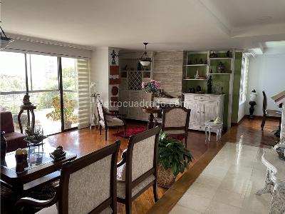 Apartamento de 3 alcobas en venta en El Poblado, Medellín, 204 m² · foto 4 de 19
