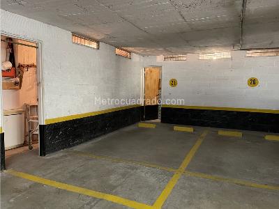 Apartamento de 3 alcobas en venta en El Poblado, Medellín, 204 m² · foto 9 de 19