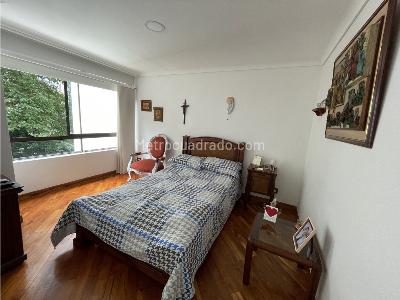 Apartamento de 3 alcobas en venta en El Poblado, Medellín, 204 m² · foto 14 de 19