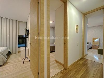 Apartamento de 3 alcobas en venta en Envigado, Medellín, 166 m² · foto 3 de 17