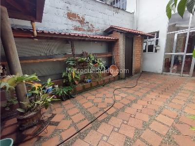 Casa de 5 alcobas en venta en Prado Centro, Medellín, 350 m² · foto 11 de 20