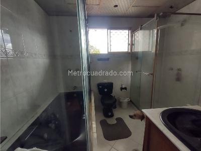 Casa de 5 alcobas en venta en Prado Centro, Medellín, 350 m² · foto 19 de 20