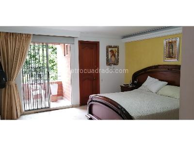 Apartamento de 4 alcobas en venta en Laureles, Medellín, 270 m² · foto 7 de 20