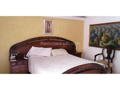 Apartamento de 4 alcobas en venta en Laureles, Medellín, 270 m² · foto 18 de 20
