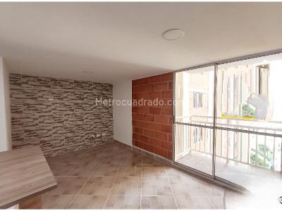 Apartamento en venta en Bello, Medellín · foto 7 de 19