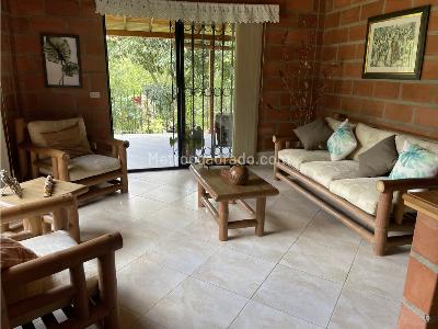 Casa de 3 alcobas en venta en Nororiente, Medellín, 800 m² · foto 3 de 14