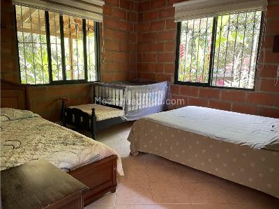 Casa de 3 alcobas en venta en Nororiente, Medellín, 800 m² · foto 8 de 14