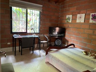 Casa de 3 alcobas en venta en Nororiente, Medellín, 800 m² · foto 9 de 14
