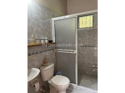 Casa de 3 alcobas en venta en Nororiente, Medellín, 800 m² · foto 13 de 14