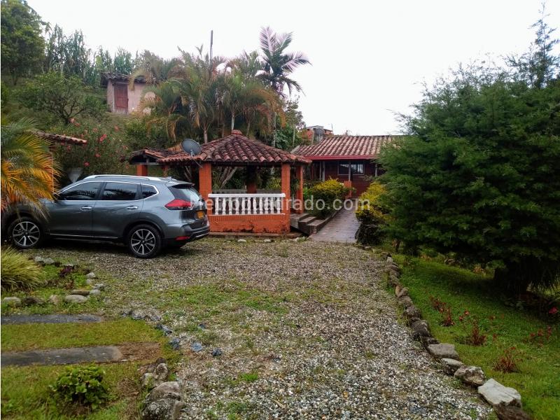 Casa – Peñol - Vista 2