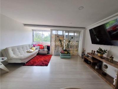 Apartaestudio en venta en Loma De Los Bernal En Medellin, Medellín, 52 m² · foto 3 de 12