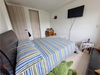 Apartaestudio en venta en Loma De Los Bernal En Medellin, Medellín, 52 m² · foto 6 de 12