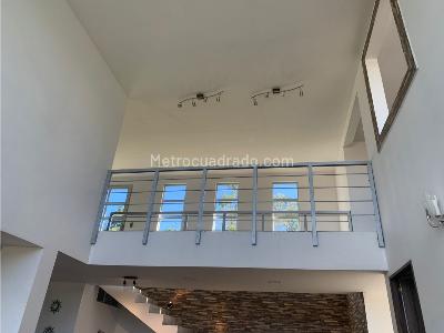 Casa de 4 alcobas en venta en Parque Principal Don Matias, Medellín, 420 m² · foto 5 de 20