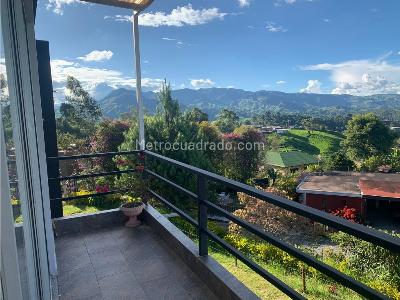 Casa de 4 alcobas en venta en Parque Principal Don Matias, Medellín, 420 m² · foto 8 de 20