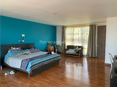 Casa de 4 alcobas en venta en Parque Principal Don Matias, Medellín, 420 m² · foto 14 de 20